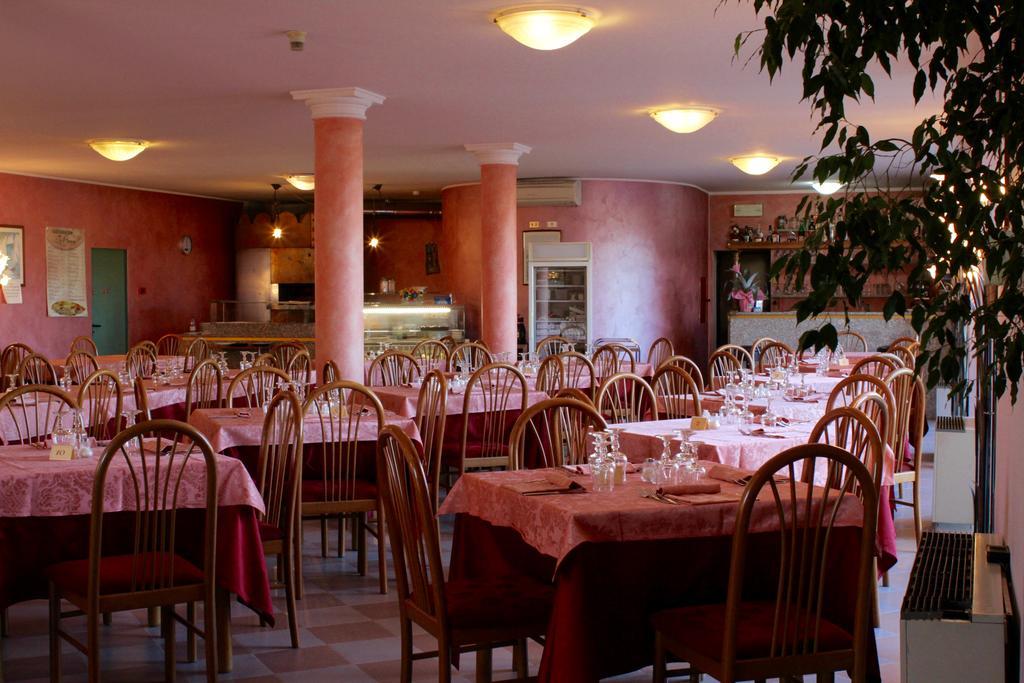 Hotel Monumento Certosa di Pavia Zewnętrze zdjęcie