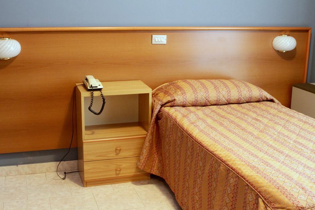 Hotel Monumento Certosa di Pavia Zewnętrze zdjęcie