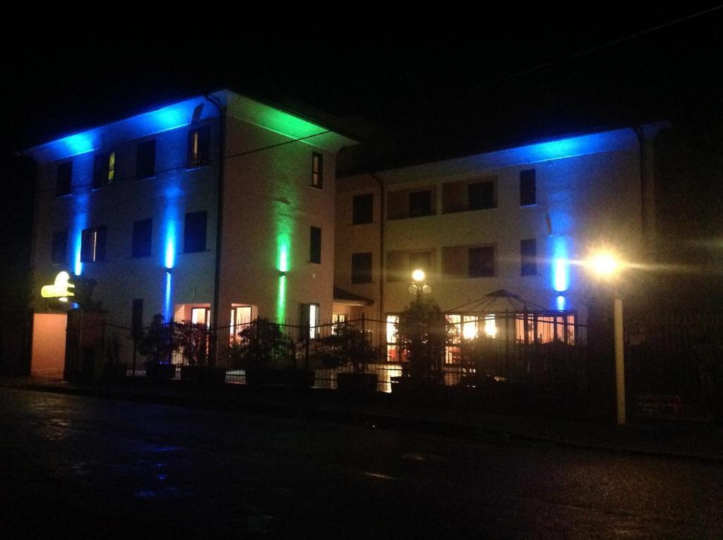 Hotel Monumento Certosa di Pavia Zewnętrze zdjęcie